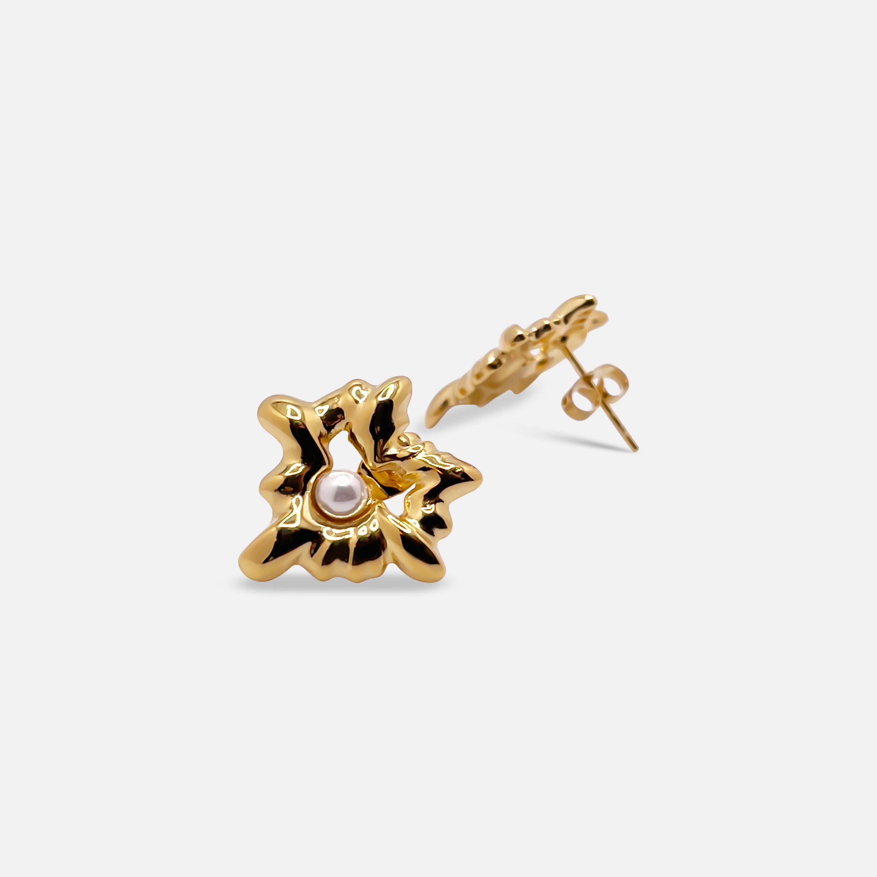 Daria Earrings