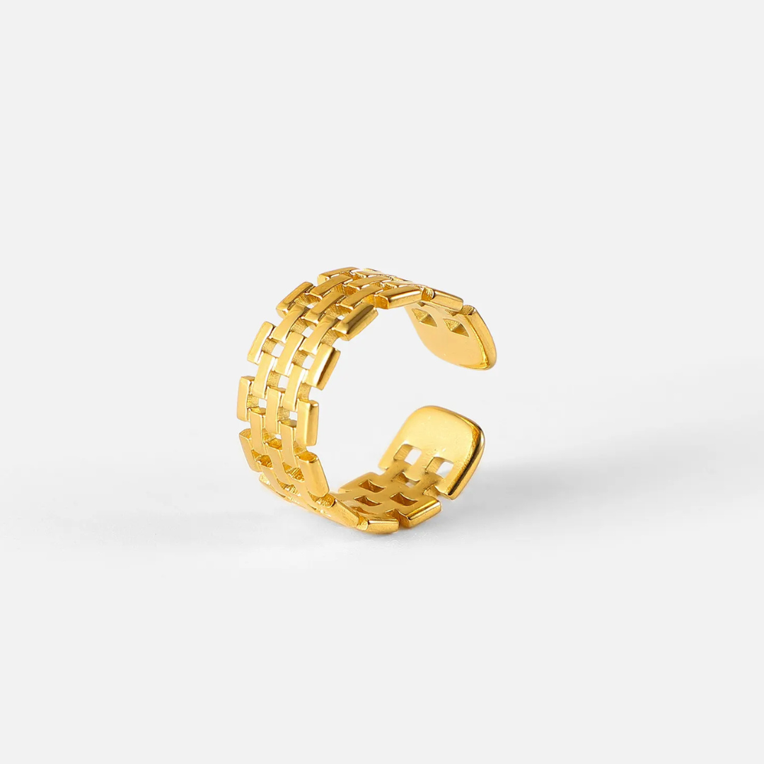 Amara Ring