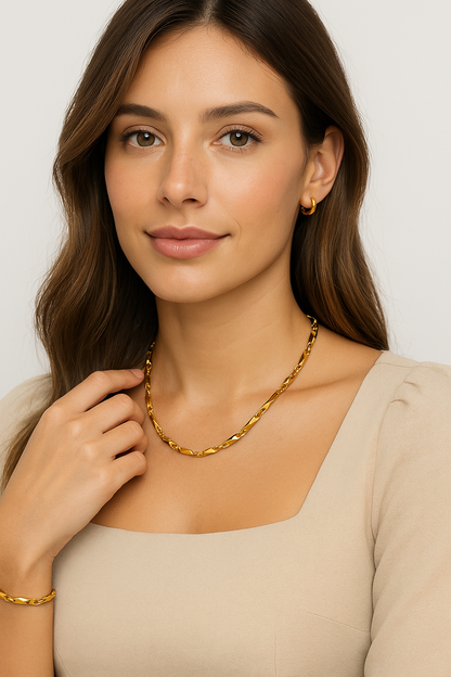 Ada Necklace