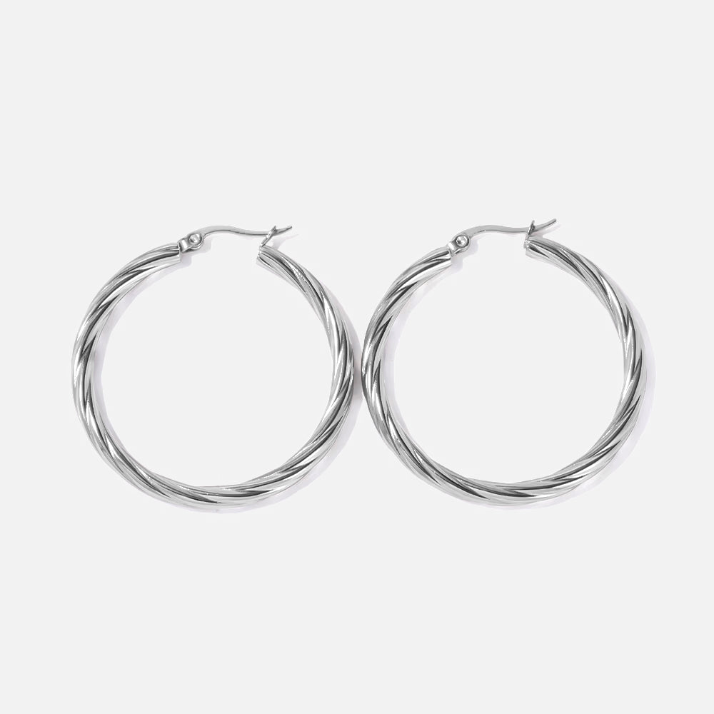 Mae Hoop Earrings